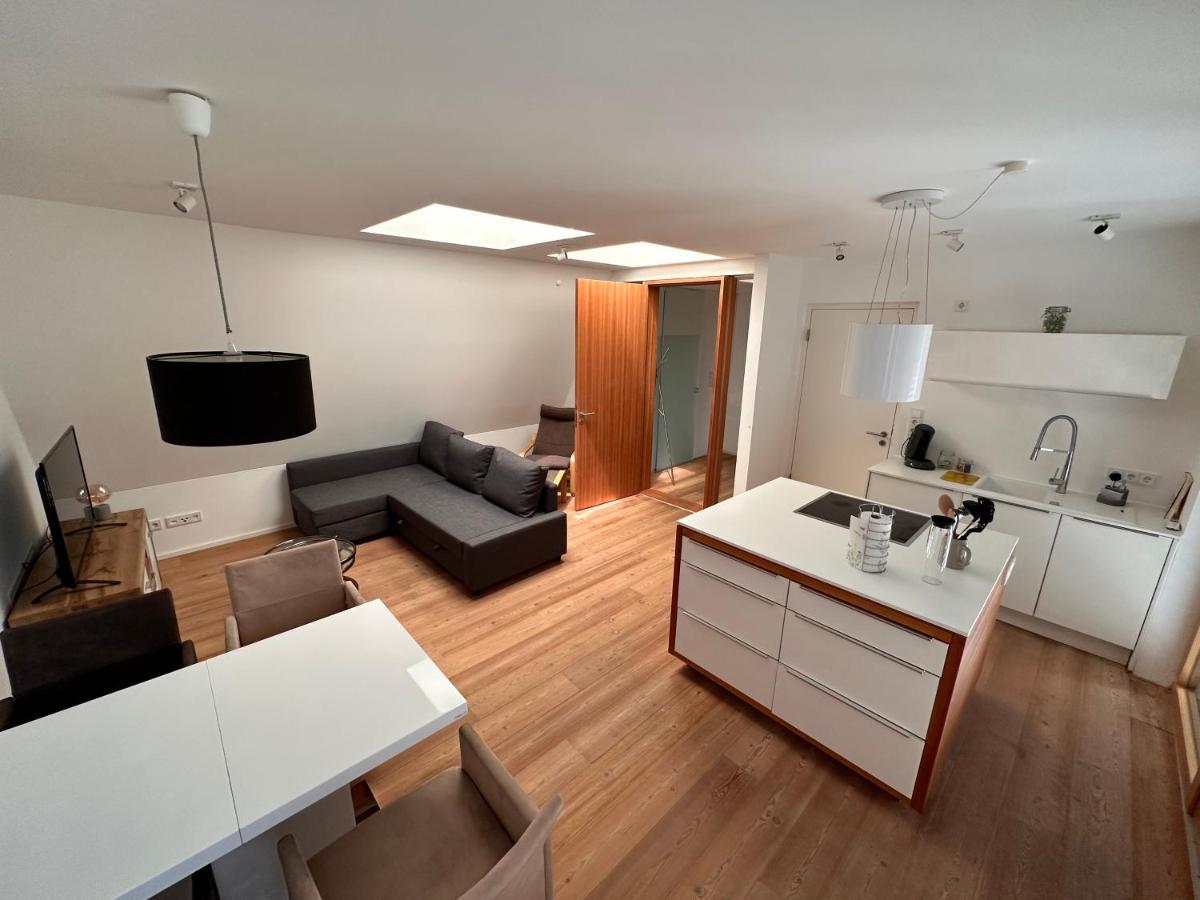 Stadtflair Freising - Moderne Wohnung Im Zentrum エクステリア 写真